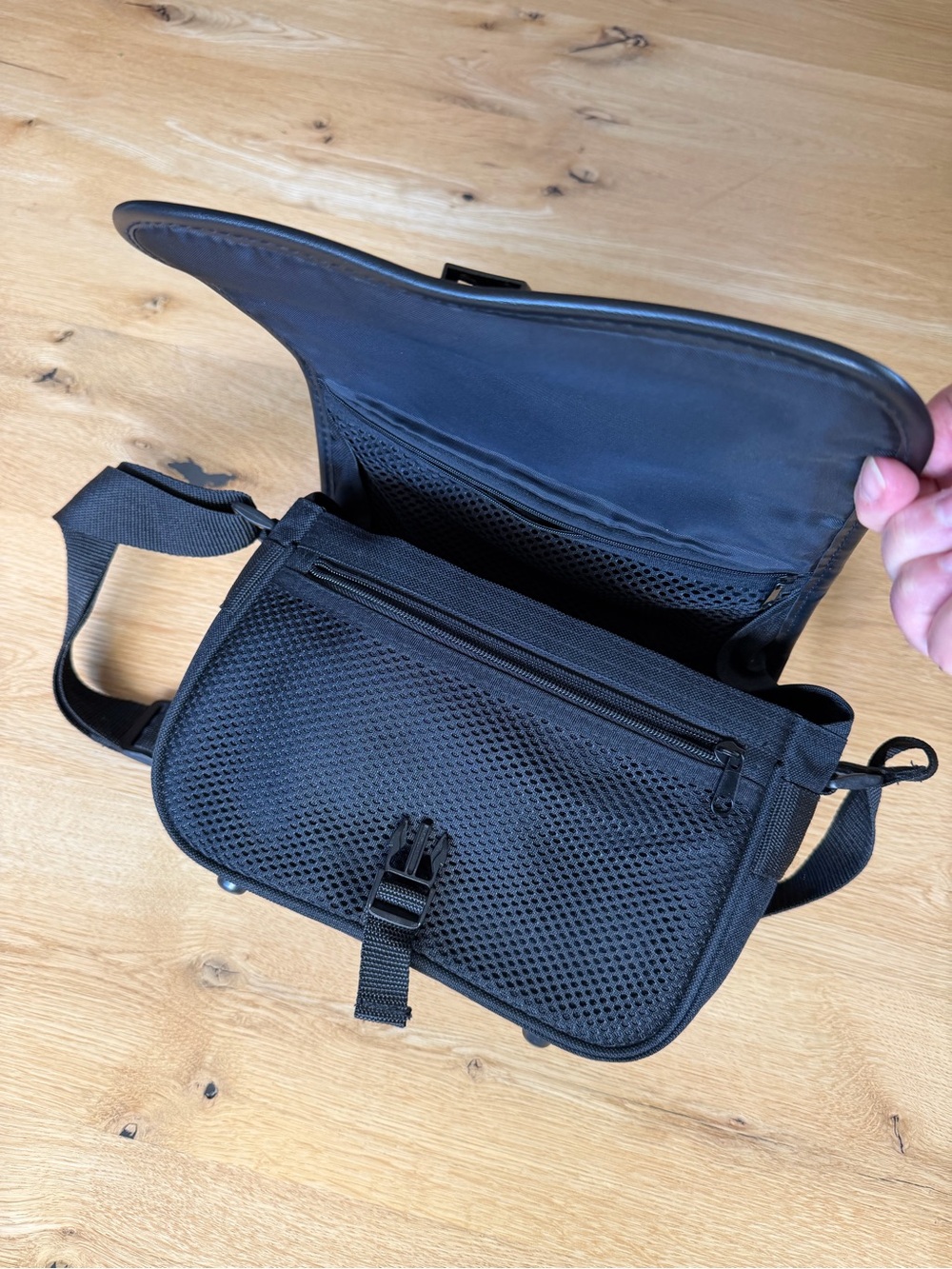 Sigma Camera Bag - Picture 5 of 6